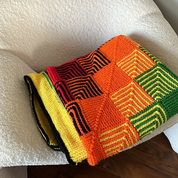 Handmade square blanket - Picture 7 of 7